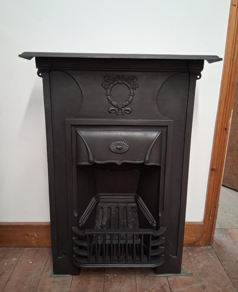 <p>Original Edwardian Bedroom combination fireplace</p><p>98cm x 70cm</p>